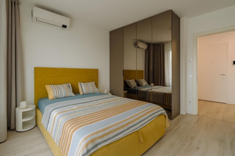 Baneasa, Panoramic Apartments, apartament cu vedere spectaculoasa catre padure, parcare subterana